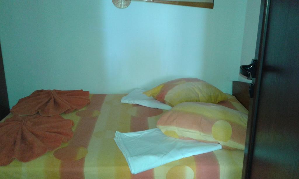 Zora Guest House Primorsko Zimmer foto
