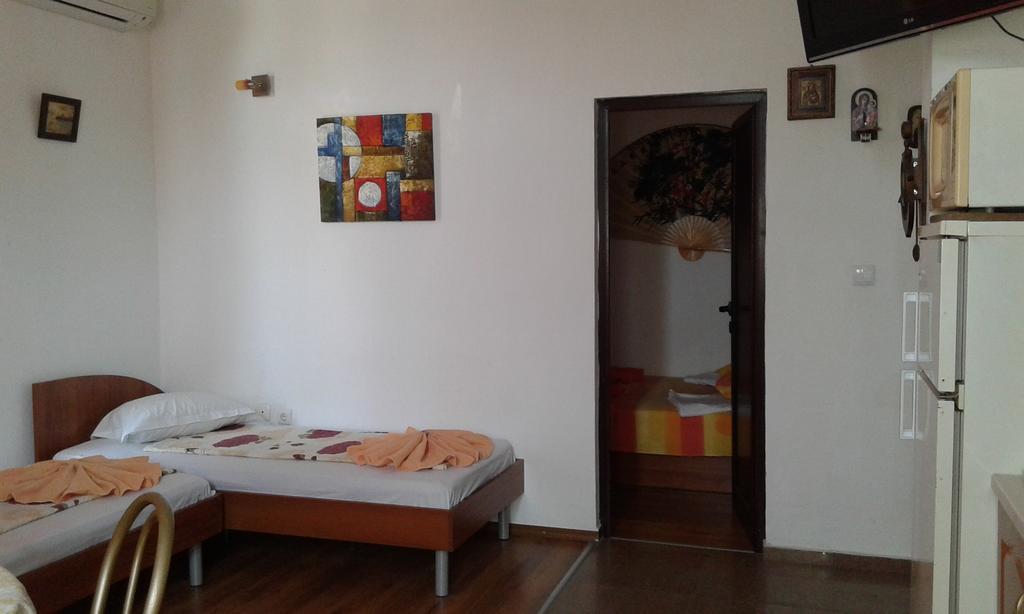 Zora Guest House Primorsko Zimmer foto