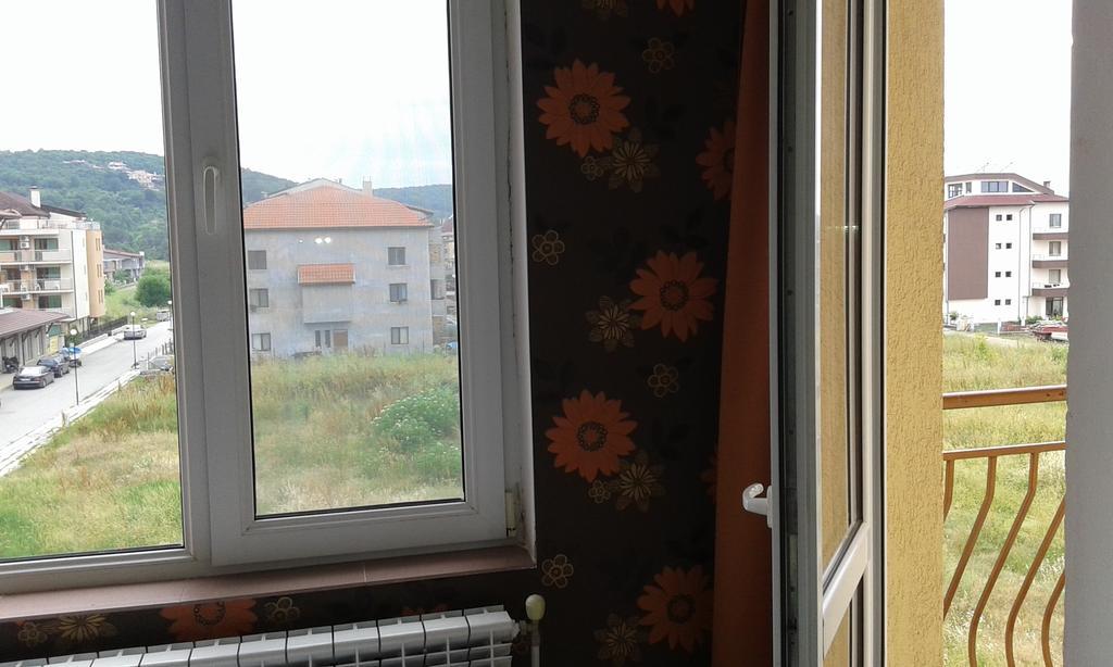 Zora Guest House Primorsko Zimmer foto