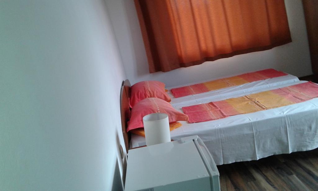 Zora Guest House Primorsko Zimmer foto